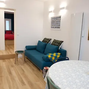Appartement Newly Renovated Flat- Batignolles 17, Paris